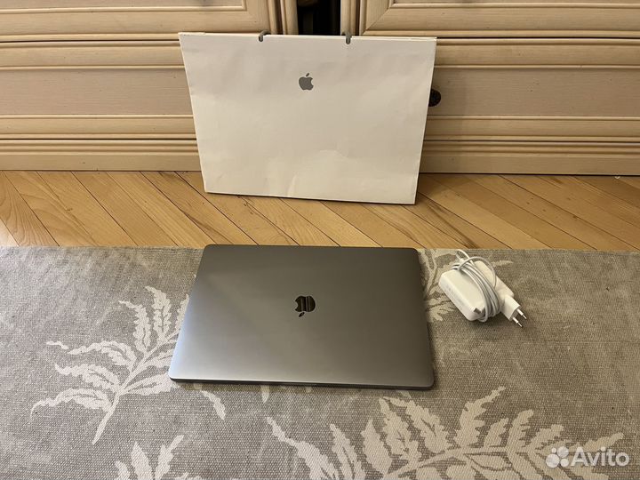 MacBook Pro 16 i9 32Gb 1Tb 8Gb 5600M