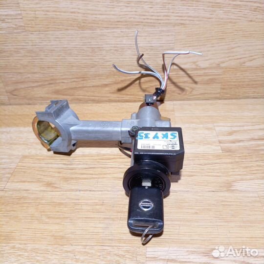 Замок зажигания Nissan Skyline V35