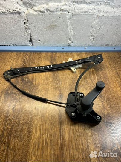 Стеклоподъемный механизм задний левый Skoda Rapid