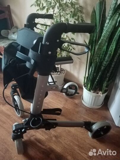 Ходунки для взрослых на колесах