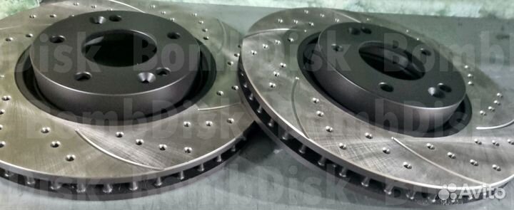Тормозные диски с перфорацией и насечками tayga