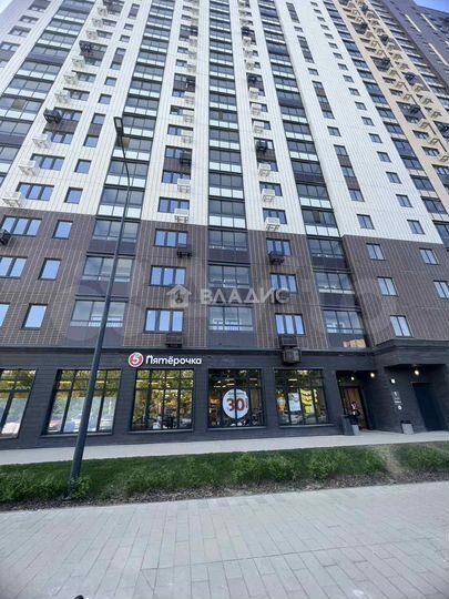 Машиноместо, 14 м²