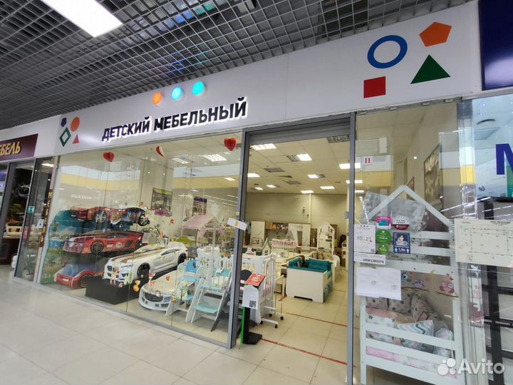 Кровать домик из массива