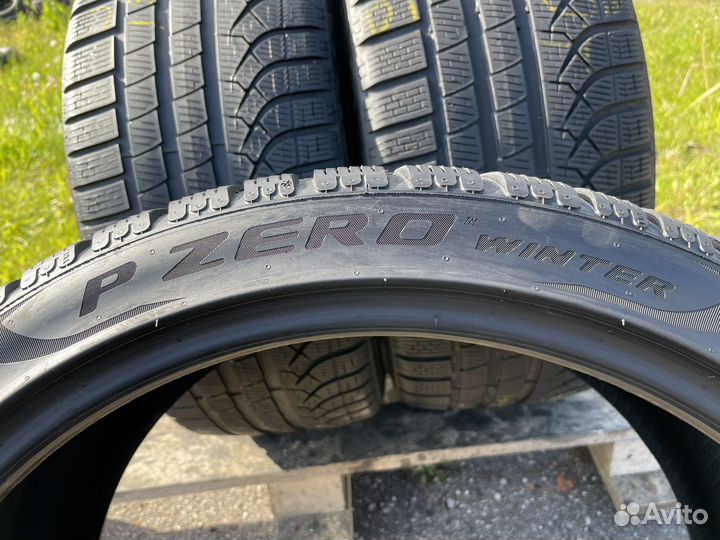 Pirelli P Zero Winter 255/35 R20