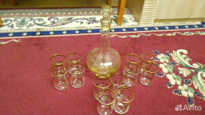Набор графин и рюмки