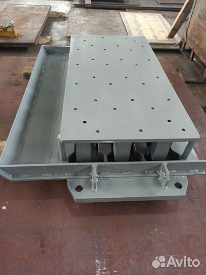 Пуансон-матрица для вибропрессующих установок