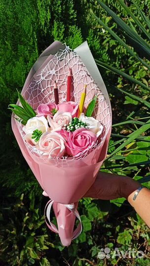 Букет из 7, 51, 101 розы к 1 сентября