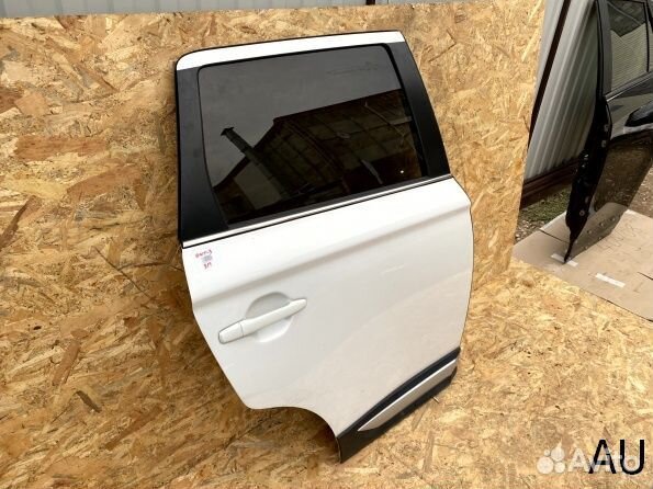 Дверь задняя правая Митсубиси Аутлендер 3 рест