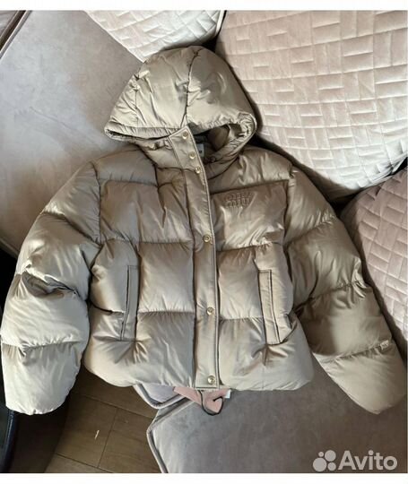 Пуховик женский Miu Miu