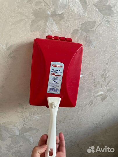 Щетка пылесос для ковра и мягкой мебели