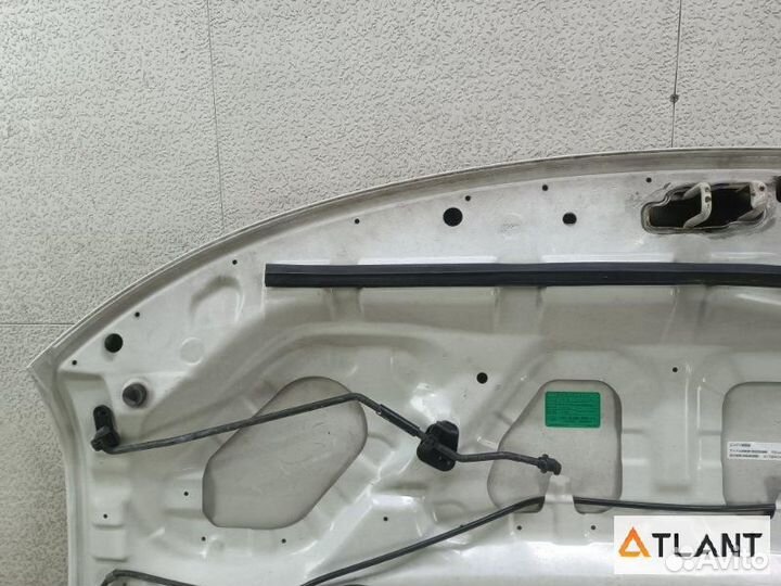 Капот nissan serena