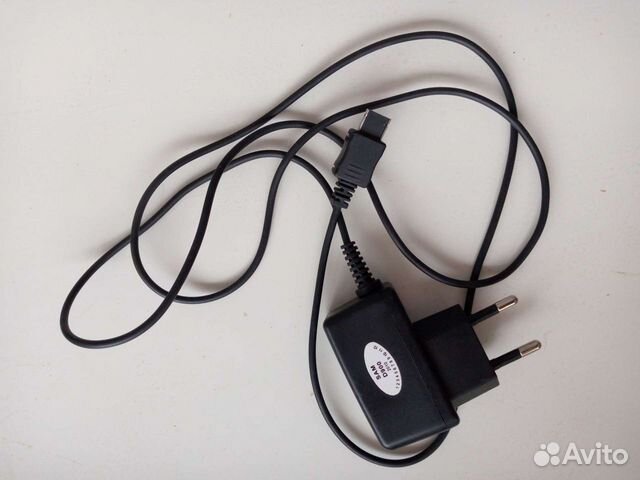 Зарядное устройство для телефона