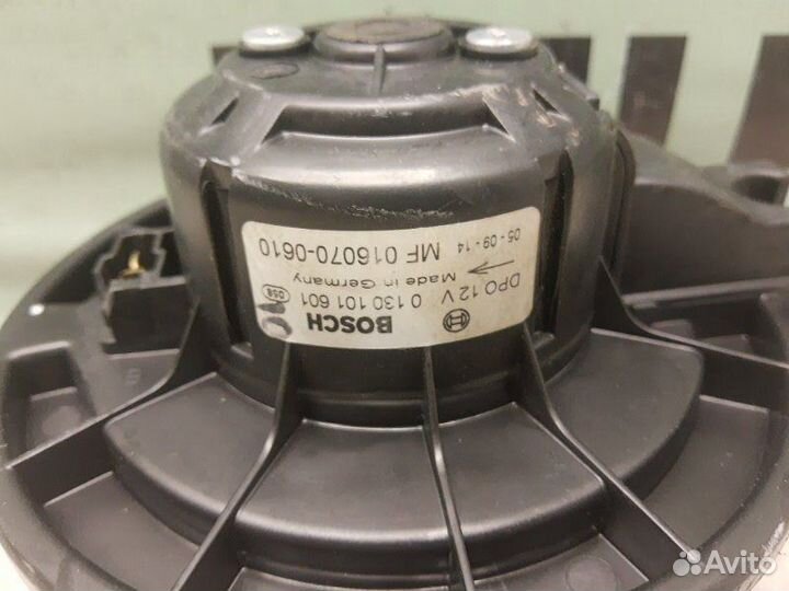 Моторчик отопителя Toyota Corolla E12 / 120