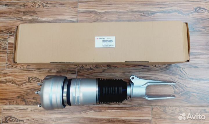 Пневмо амортизатор на Панамера 970 передний новый