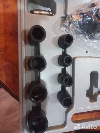 Пневматический ударный гаечный ключ