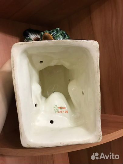 Большая статуэтка 