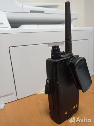 Радиостанция yaesu VX-177 (Япония) до 4 км - 2шт