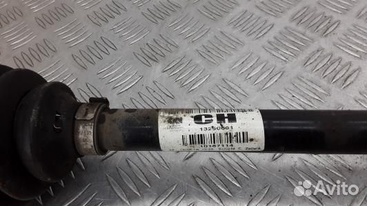 Привод передний правый opel astra J (3SV17N101)