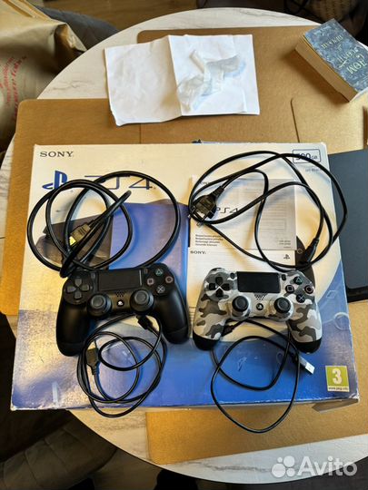 Sony PS4 slim
