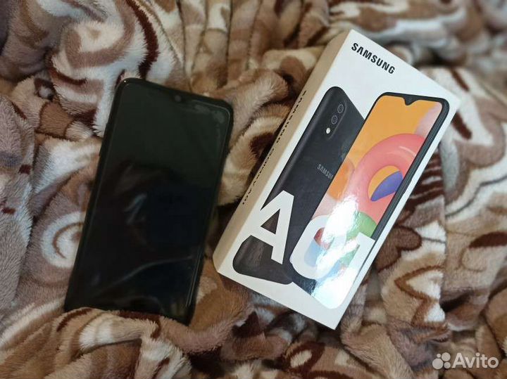 Телефон Samsung Galaxy А 01