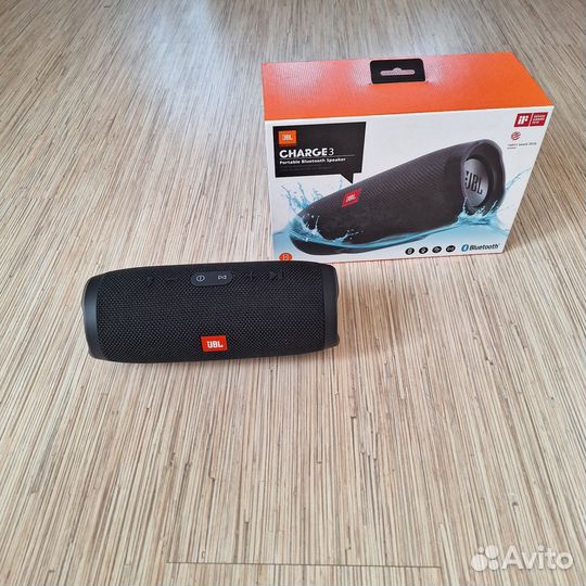 Колонка jbl charge 3