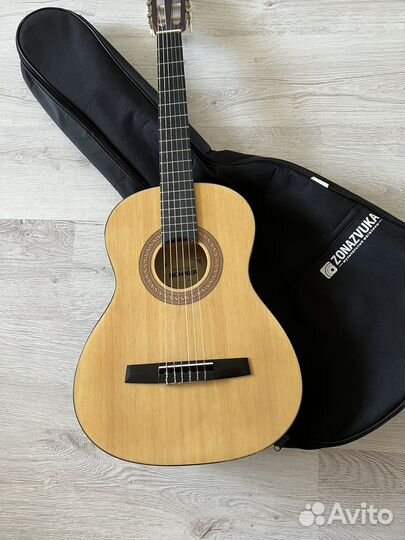 Гитара hohner 03