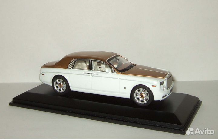 Роллс Ройс Rolls Royce Phantom IXO 1:43