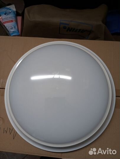 Светильник потолочный светодиодный