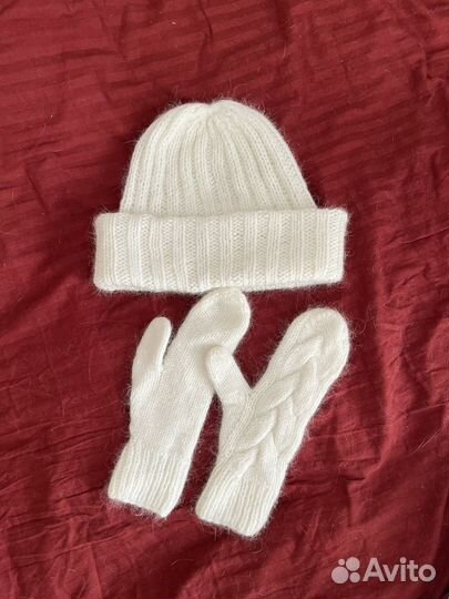 Комплект шапка и варежки из ангоры