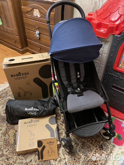 Прогулочная коляска Babyzen yoyo² черное шасси