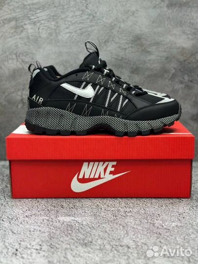 Кроссовки Nike Air Humara QS