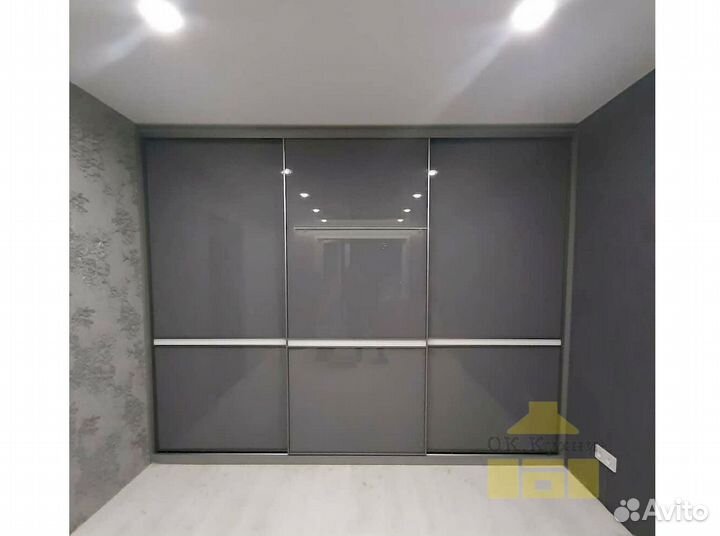 Шкаф светлый