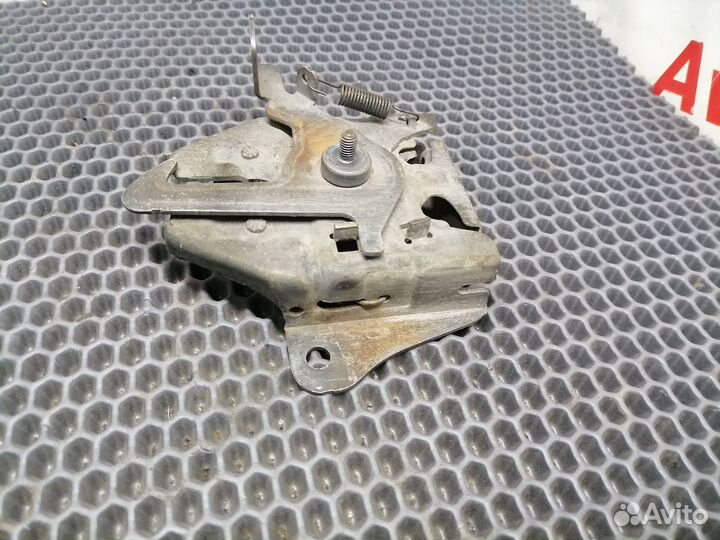 Замок капота Kia Spectra