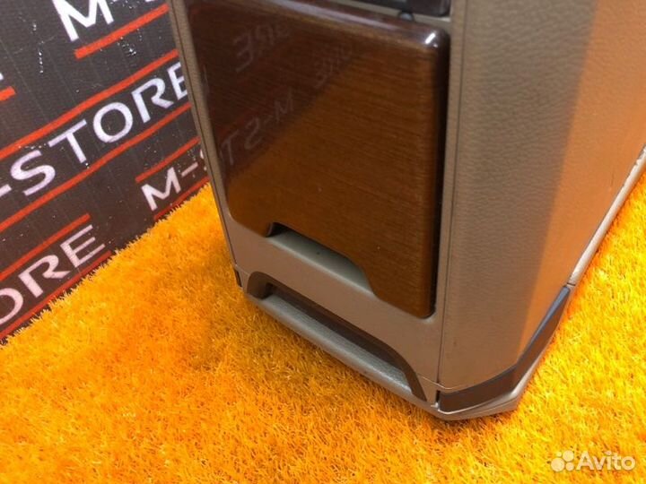 Консоль между сидений Volvo Xc90 C95 B6324S5 2008