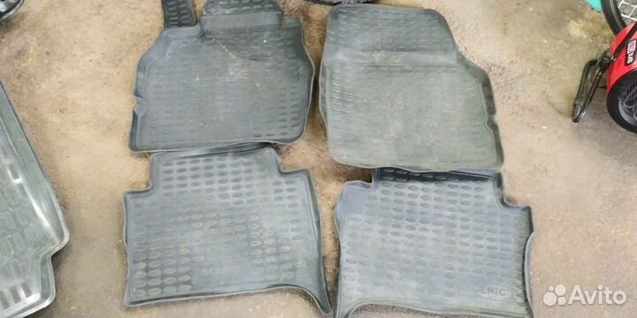 Комплект салонных ковриков Renault Scenic 2