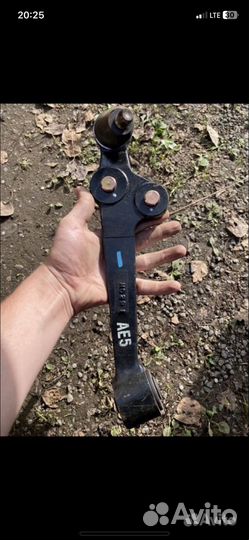 Рычаг кио рио 1