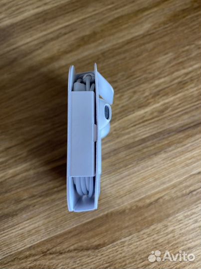 Наушники на iPhone оригинальные