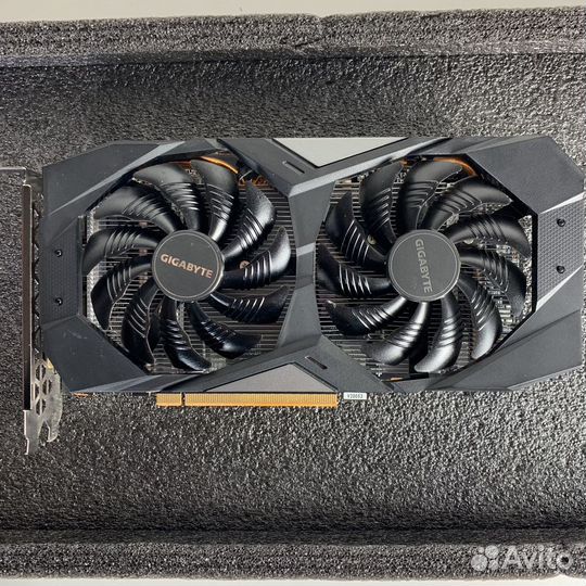 Видеокарта gigabyte RX 5600 XT windforce OC 6G