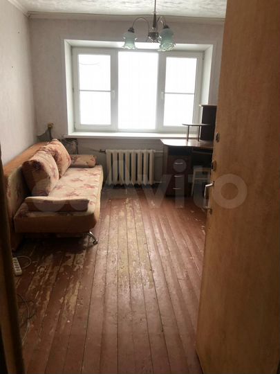 Комната 13,4 м² в 4-к., 2/4 эт.