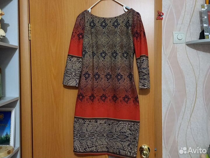 Платье женское