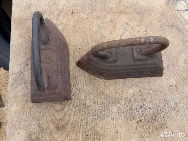 Старинные утюги