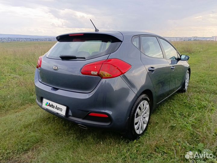 Kia Ceed 1.6 AT, 2012, 220 200 км