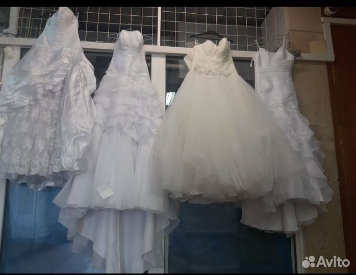 Платье свадебное 42-52 размеры