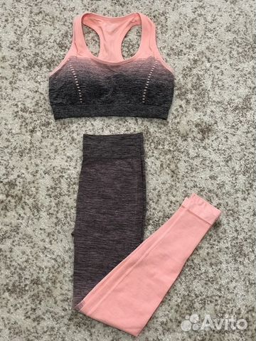 Фитнес костюм