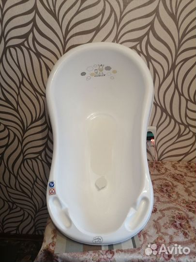 Ванночка для купания новорожденного