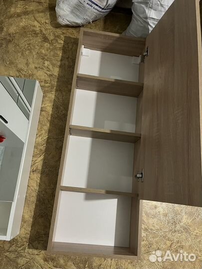 Новая полка навесная с зеркалом