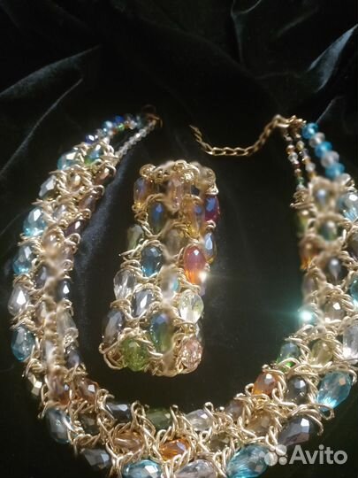 Украшение на шею