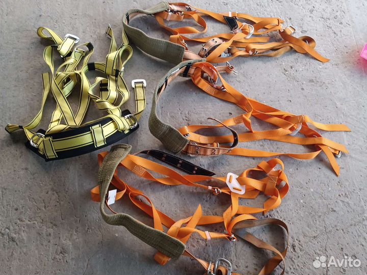 Страховочная привязь