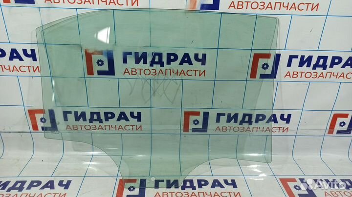 Стекло двери задней левой Skoda Rapid 5JA845205A