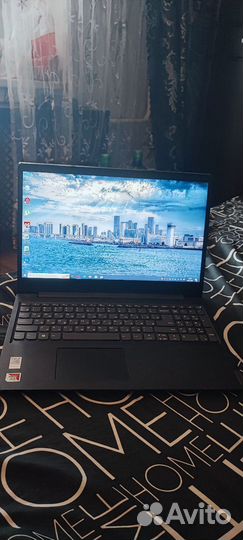 Ноутбук lenovo